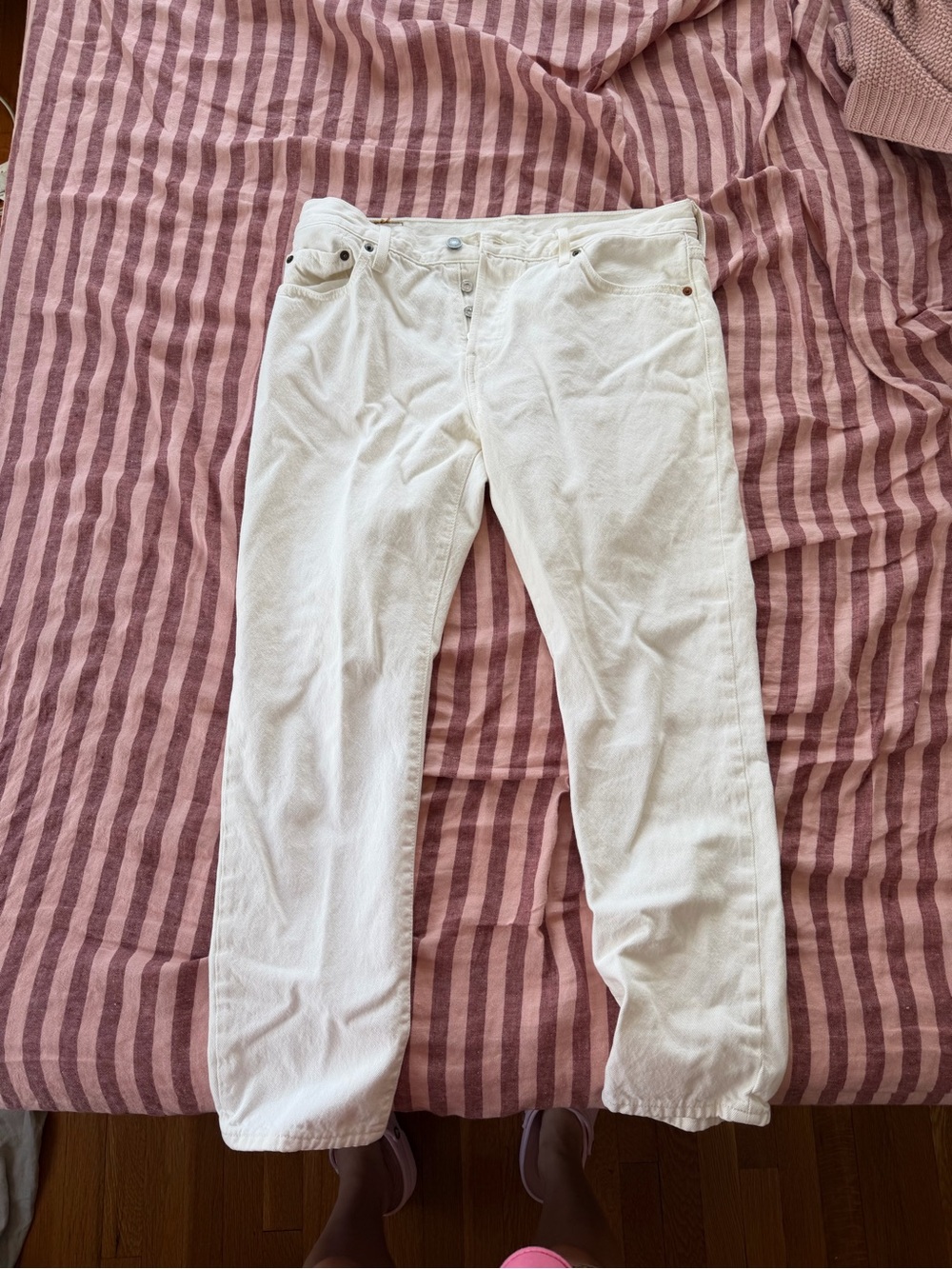 Women’s Levi White Jeans size 29 / 8